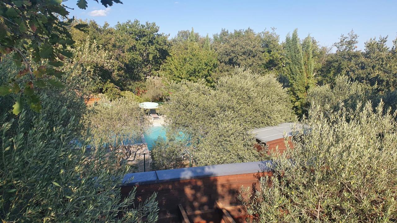 Roulottes Et Cabanes De Saint Cerice Vogue Εξωτερικό φωτογραφία