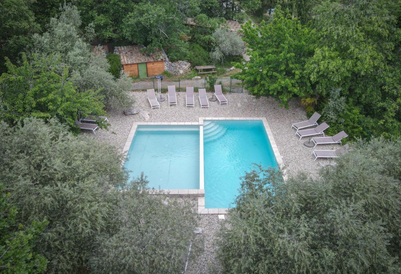Roulottes Et Cabanes De Saint Cerice Vogue Εξωτερικό φωτογραφία